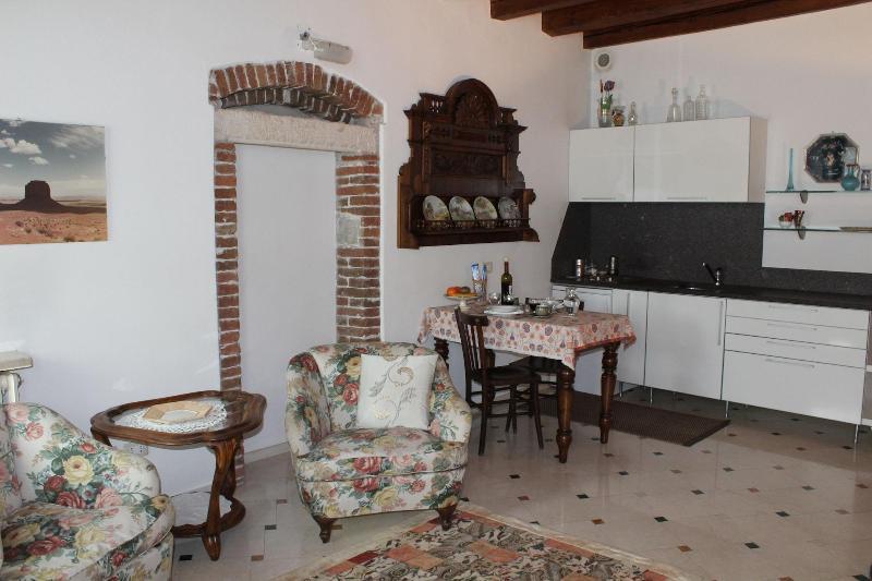 דירות ורונה Residenza Carducci Centro Storico מראה חיצוני תמונה