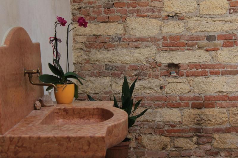 דירות ורונה Residenza Carducci Centro Storico מראה חיצוני תמונה